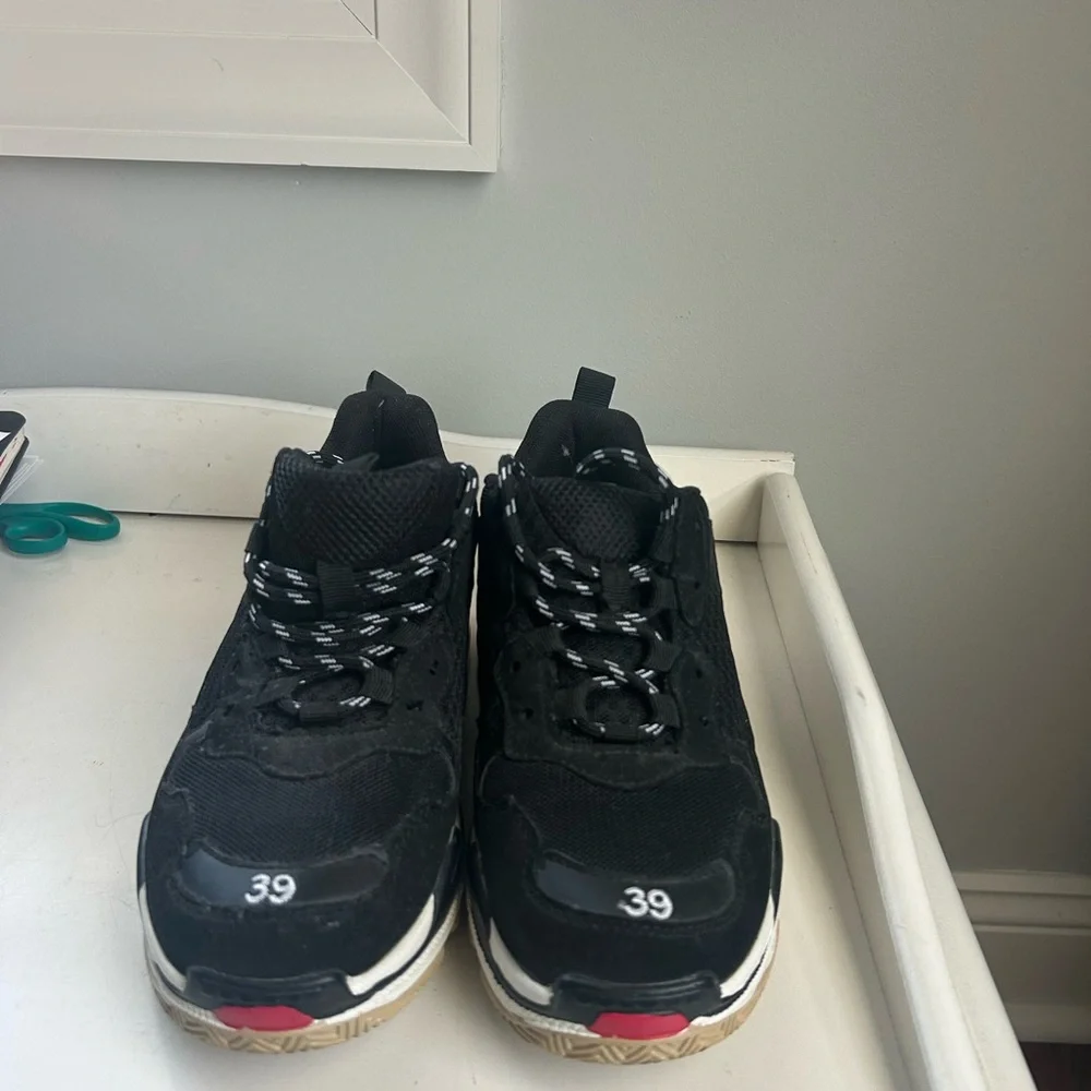 Balenciaga Triple S Sneakers – Black/White/Red – Size EU 39 - Picture 2 of 6